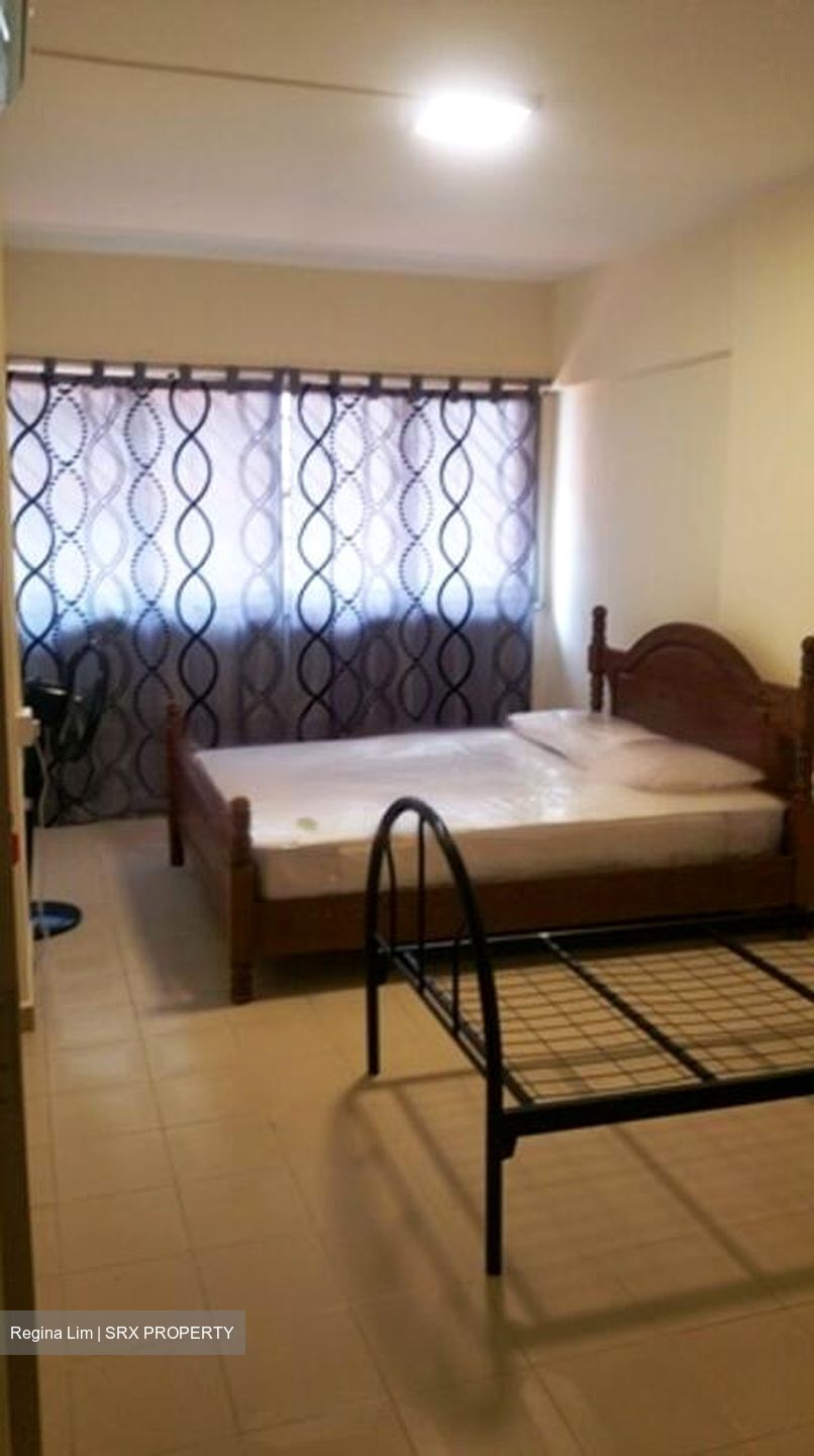 Blk 312 Jurong East Street 32 (Jurong East), HDB 5 Rooms #440343941